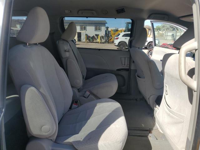 Photo 11 from auction – 2014 TOYOTA SIENNA LE with VIN 5TDKK3DC3ES424446