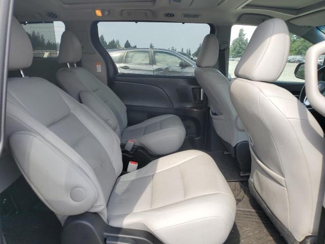 Photo 11 from auction – 2017 TOYOTA SIENNA XLE with VIN 5TDDZ3DC8HS147513