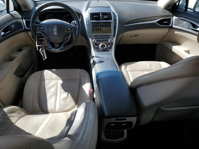 Photo 8 from auction – 2017 LINCOLN MKZ RESERV with VIN 3LN6L5F97HR658877