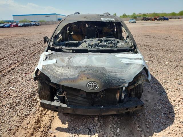 Photo 5 from auction – 2016 TOYOTA SIENNA LE with VIN 5TDKK3DC8GS696199