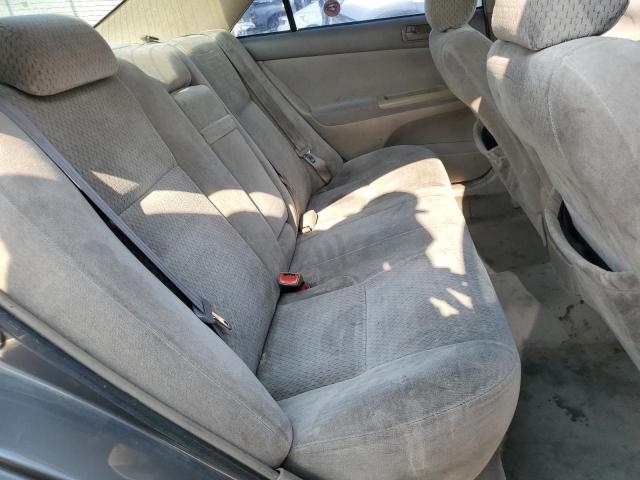 Photo 10 from auction – 2004 TOYOTA CAMRY LE with VIN 4T1BF30K44U585265