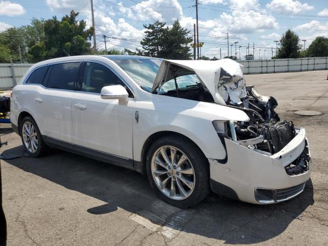 Photo 4 from auction – 2010 LINCOLN MKT with VIN 2LMHJ5AT5ABJ16381