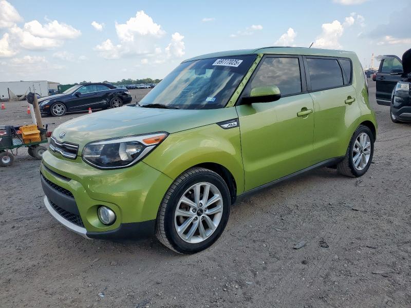 KIA SOUL + 2017 with VIN KNDJP3A52H7880696 - Photo from auction