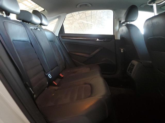Photo 10 from auction – 2014 VOLKSWAGEN PASSAT SEL with VIN 1VWCT7A35EC047517