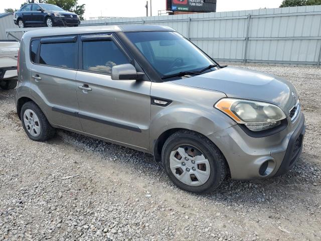 Photo 4 from auction – 2013 KIA SOUL with VIN KNDJT2A55D7558327