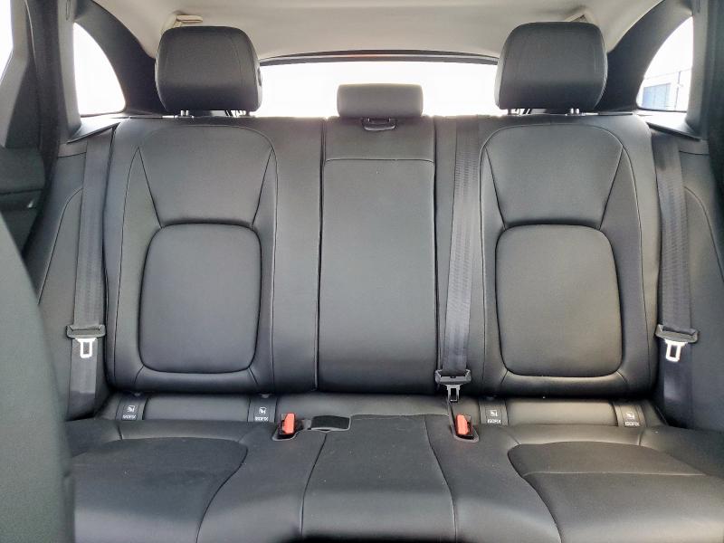 Photo 10 from auction – 2018 JAGUAR F-PACE PRE with VIN SADCJ2FX9JA295027