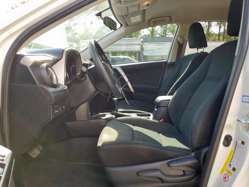 Photo 7 from auction – 2016 TOYOTA RAV4 LE with VIN JTMZFREV8GJ094521