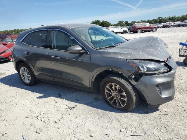 Photo 4 from auction – 2021 FORD ESCAPE SE with VIN 1FMCU0G69MUA47727