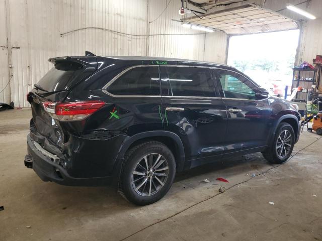 Photo 3 from auction – 2018 TOYOTA HIGHLANDER with VIN 5TDJZRFH5JS533617