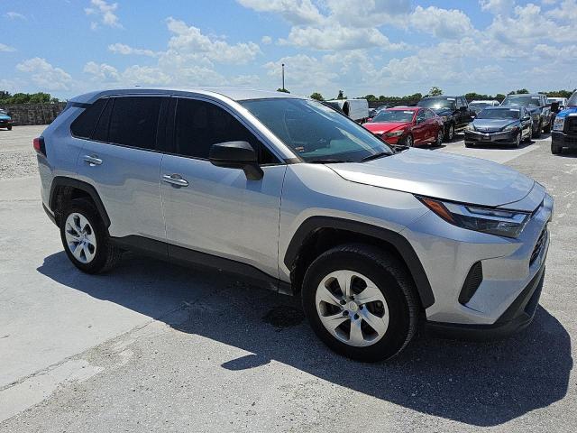 Photo 4 from auction – 2023 TOYOTA RAV4 LE with VIN 2T3H1RFV2PC225082