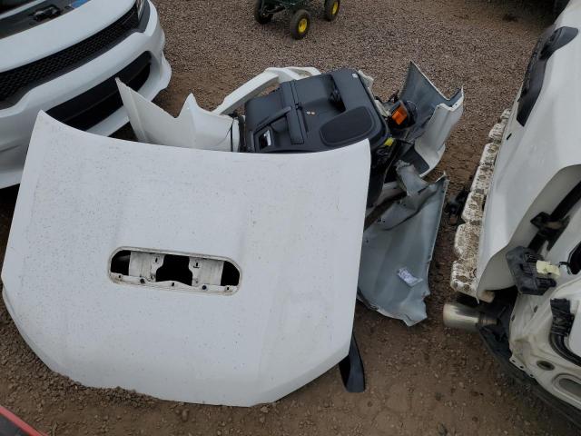 Photo 13 from auction – 2018 TOYOTA 4RUNNER SR with VIN JTEBU5JR1J5564926