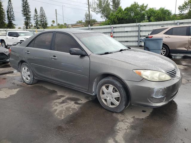 Photo 4 from auction – 2005 TOYOTA CAMRY LE with VIN 4T1BE32K25U615431