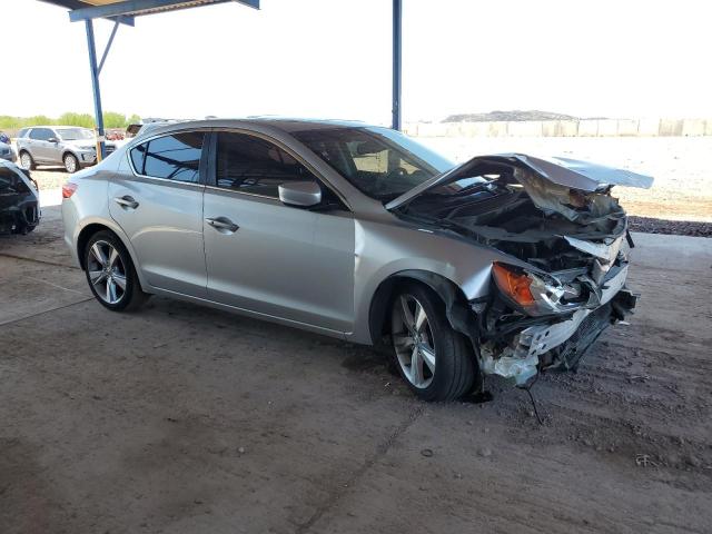 Photo 4 from auction – 2013 ACURA ILX 20 TECH with VIN 19VDE1F74DE004992