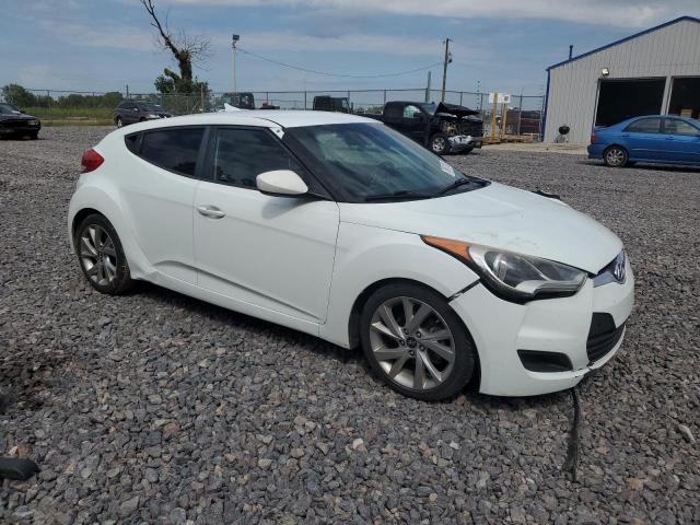 Photo 4 from auction – 2016 HYUNDAI VELOSTER with VIN KMHTC6AD4GU261428