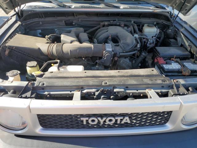 Снимка 12 от търг – 2010 TOYOTA FJ CRUISER с VIN JTEBU4BF0AK091732