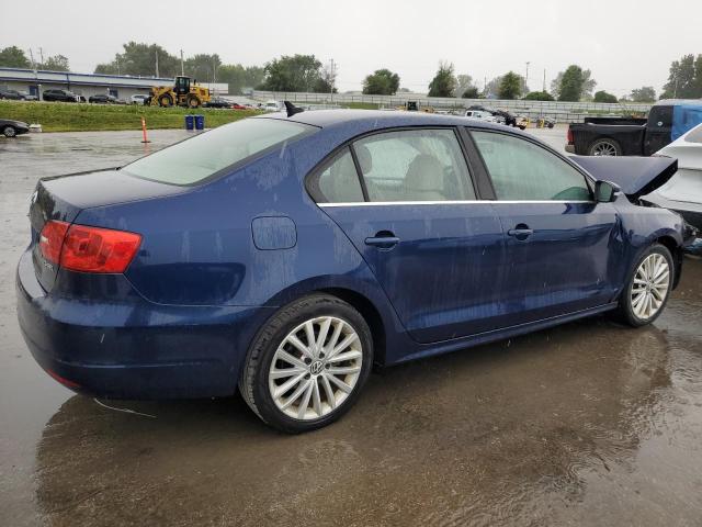 Photo 3 from auction – 2011 VOLKSWAGEN JETTA SEL with VIN 3VWLX7AJ7BM328733