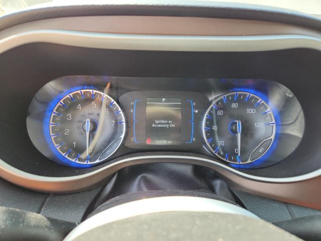 Photo 9 from auction – 2017 CHRYSLER PACIFICA T with VIN 2C4RC1DG1HR515165