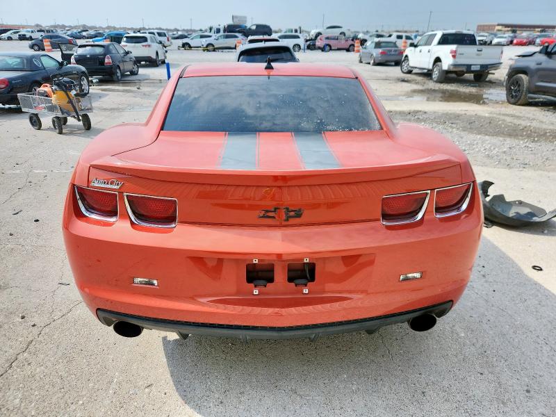 Photo 6 from auction – 2013 CHEVROLET CAMARO LS with VIN 2G1FE1E38D9223590