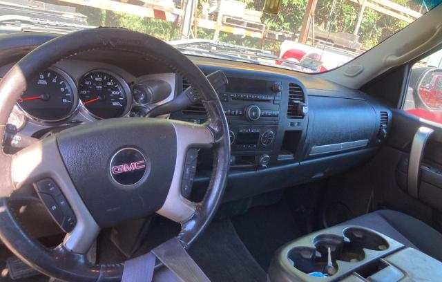 Photo 9 from auction – 2011 GMC SIERRA K15 with VIN 1GTR2VE37BZ351052
