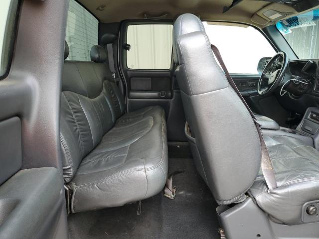 Photo 10 from auction – 2000 CHEVROLET SILVERADO with VIN 1GCEC19T1YZ371644