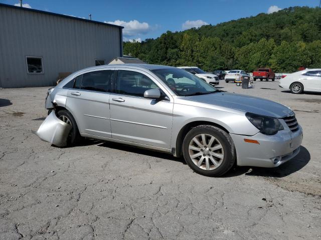 Photo 4 from auction – 2010 CHRYSLER SEBRING LIMITED with VIN 1C3CC5FBXAN118219