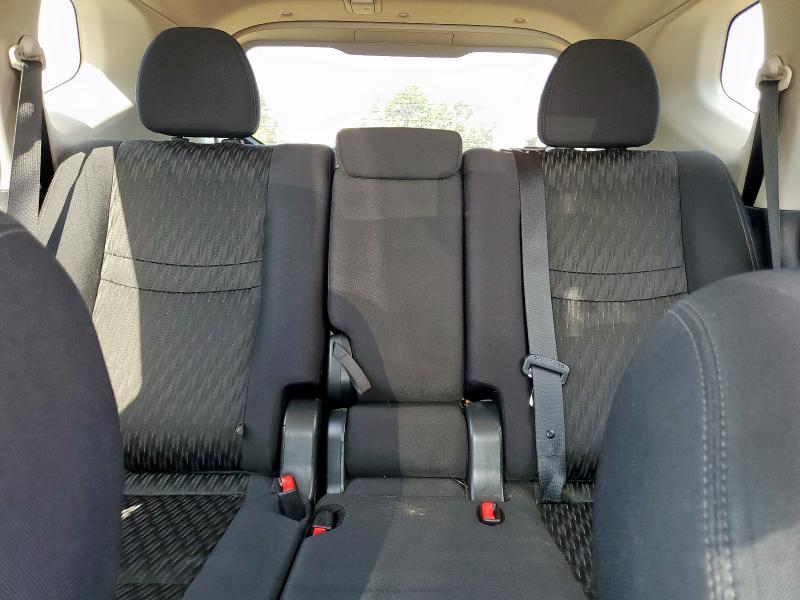 Photo 10 from auction – 2018 NISSAN ROGUE S with VIN 5N1AT2MT2JC707219