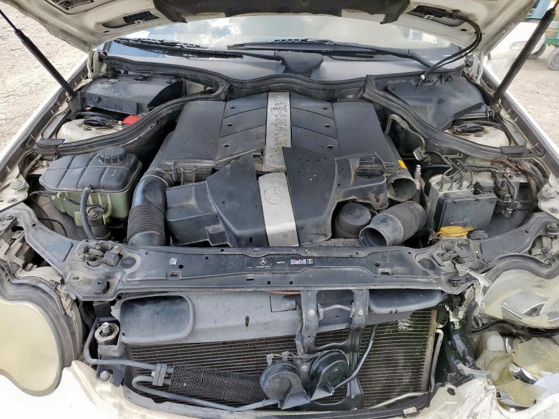 Photo 11 from auction – 2002 MERCEDES-BENZ C 240 with VIN WDBRF61J02F236162