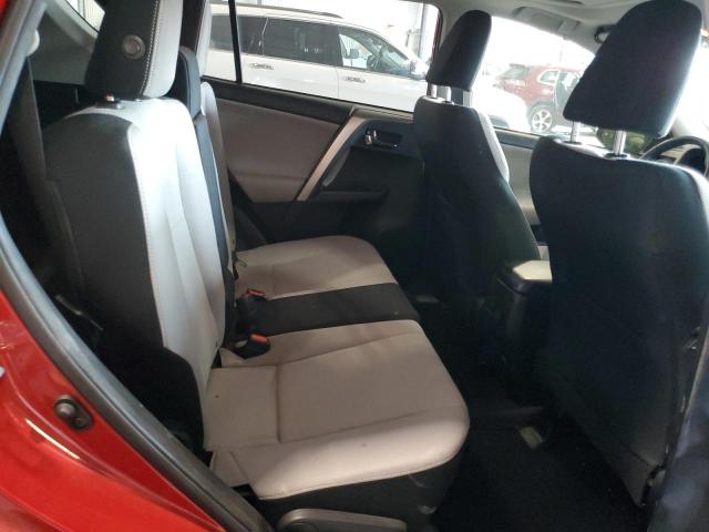 Photo 11 from auction – 2017 TOYOTA RAV4 XLE with VIN JTMRFREVXHJ109263