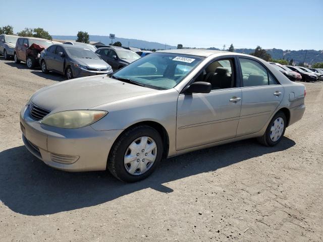 TOYOTA CAMRY LE 2005 with VIN 4T1BE32K85U429151 - Photo from auction