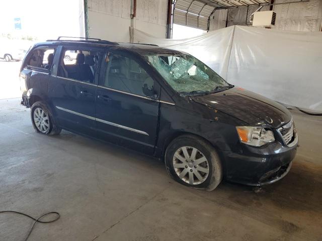 Photo 4 from auction – 2016 CHRYSLER TOWN & COU with VIN 2C4RC1BG0GR148082