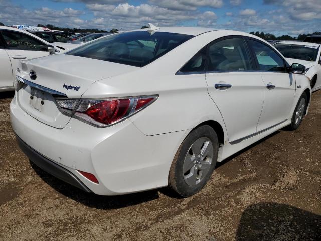 Photo 3 from auction – 2011 HYUNDAI SONATA HYB with VIN KMHEC4A42BA005120