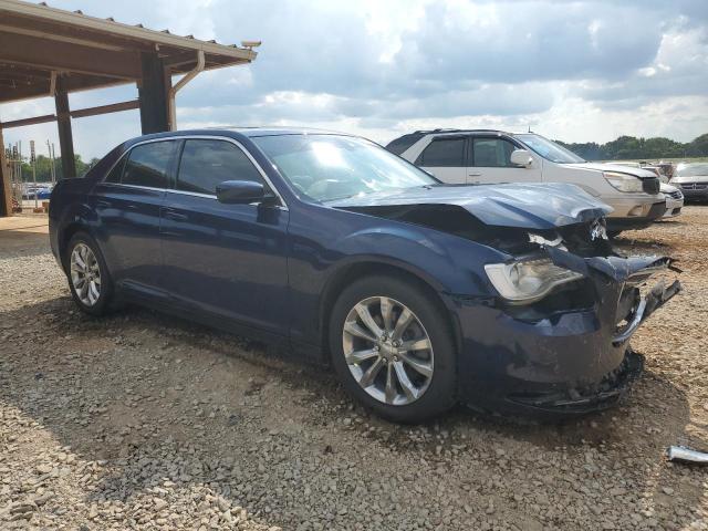 Photo 4 from auction – 2016 CHRYSLER 300 LIMITE with VIN 2C3CCARG1GH157217