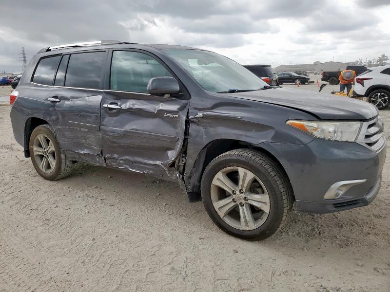 Photo 4 from auction – 2012 TOYOTA HIGHLANDER with VIN 5TDYK3EH2CS058108