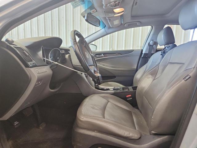 Photo 7 from auction – 2011 HYUNDAI SONATA SE with VIN 5NPEC4AC4BH133007