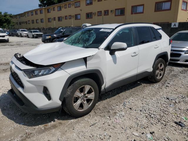 TOYOTA RAV4 XLE 2020 with VIN 2T3W1RFV3LC045675 - Photo from auction