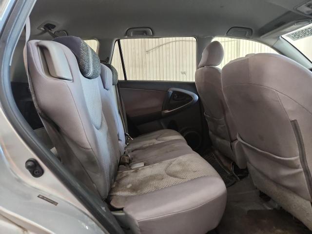Photo 11 from auction – 2006 TOYOTA RAV4 with VIN JTMBD33V065017334