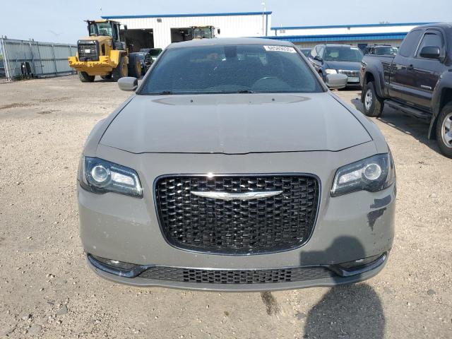 Photo 5 from auction – 2017 CHRYSLER 300 S with VIN 2C3CCABG4HH585746
