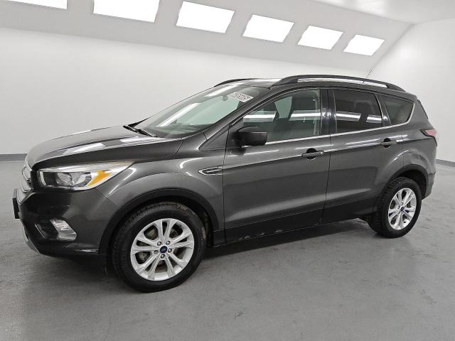 FORD ESCAPE SE 2018 z numerem VIN 1FMCU0GDXJUC61376 - Zdjęcie z aukcji