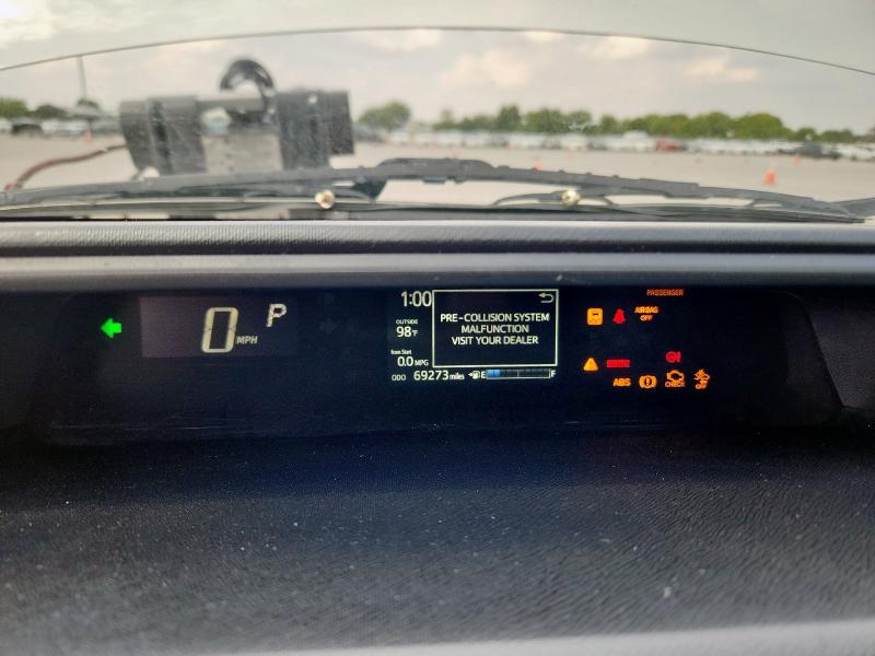 Photo 9 from auction – 2018 TOYOTA PRIUS C with VIN JTDKDTB33J1608208