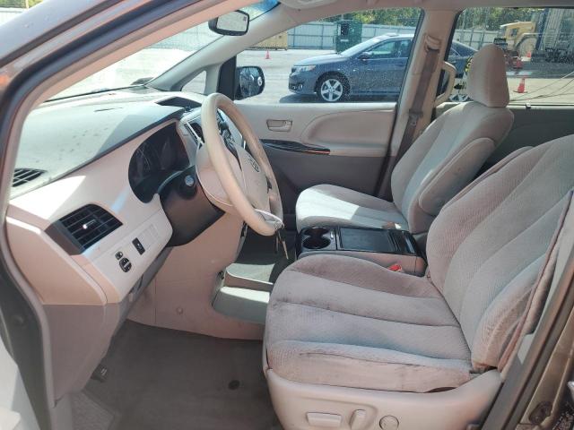 Photo 7 from auction – 2014 TOYOTA SIENNA LE with VIN 5TDKK3DCXES437212