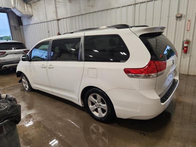 Photo 2 from auction – 2011 TOYOTA SIENNA LE with VIN 5TDKK3DC1BS158307