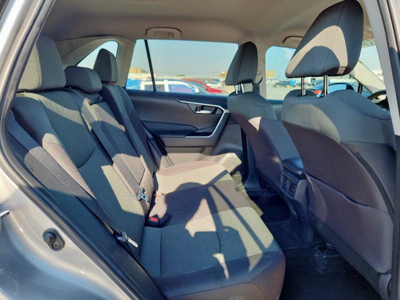 Photo 11 from auction – 2023 TOYOTA RAV4 XLE with VIN 2T3W1RFV6PC215663