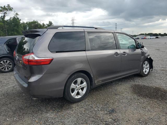 Photo 3 from auction – 2016 TOYOTA SIENNA LE with VIN 5TDKK3DCXGS704576