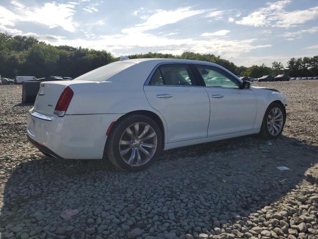 Photo 3 from auction – 2018 CHRYSLER 300 LIMITE with VIN 2C3CCAEG1JH194037