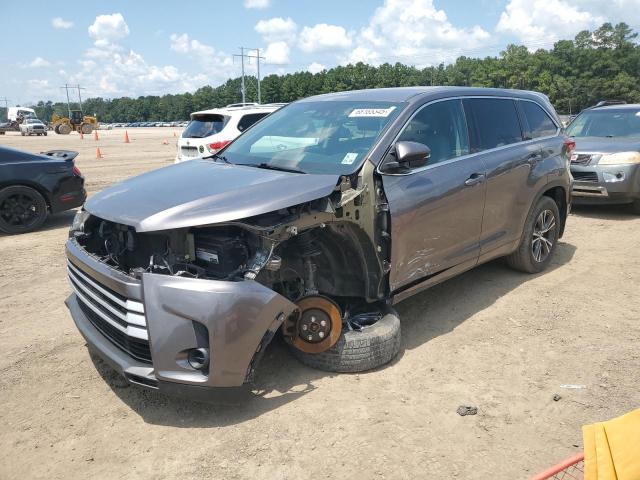 TOYOTA HIGHLANDER 2017 with VIN 5TDZZRFH8HS190556 - Photo from auction