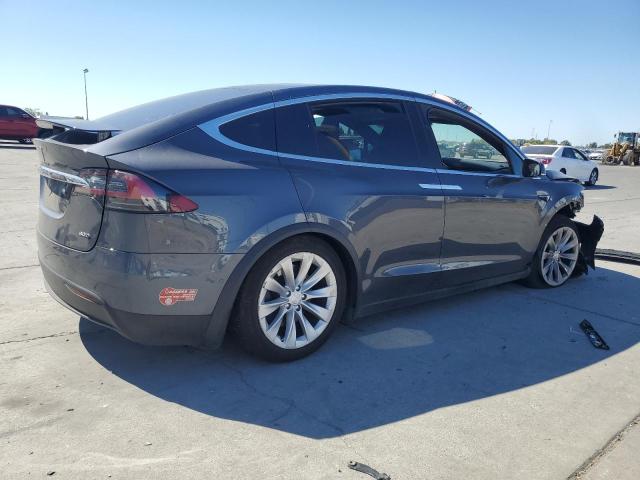 Photo 3 from auction – 2017 TESLA MODEL X with VIN 5YJXCBE23HF050092