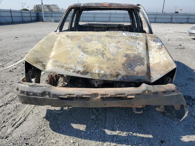 Photo 5 from auction – 2004 CHEVROLET SILVERADO with VIN 2GCEC19T941358661