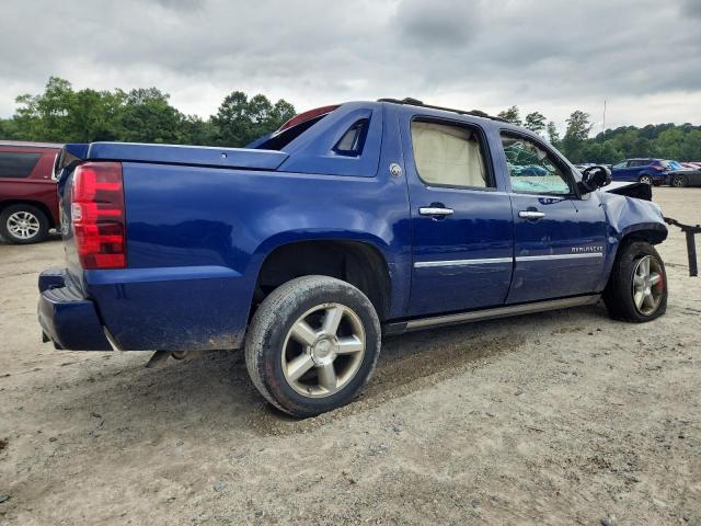 Photo 3 from auction – 2013 CHEVROLET AVALANCHE with VIN 3GNTKGE70DG215313