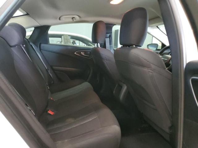 Photo 10 from auction – 2015 CHRY 200 LIMITED with VIN 1C3CCCABXFN756618