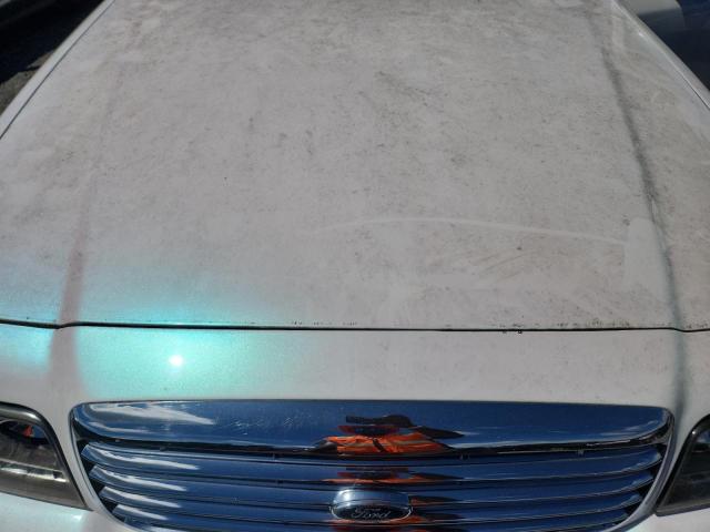 Zdjęcie 11 z aukcji – 2001 FORD CROWN VICT z VIN 2FAFP71W81X192052
